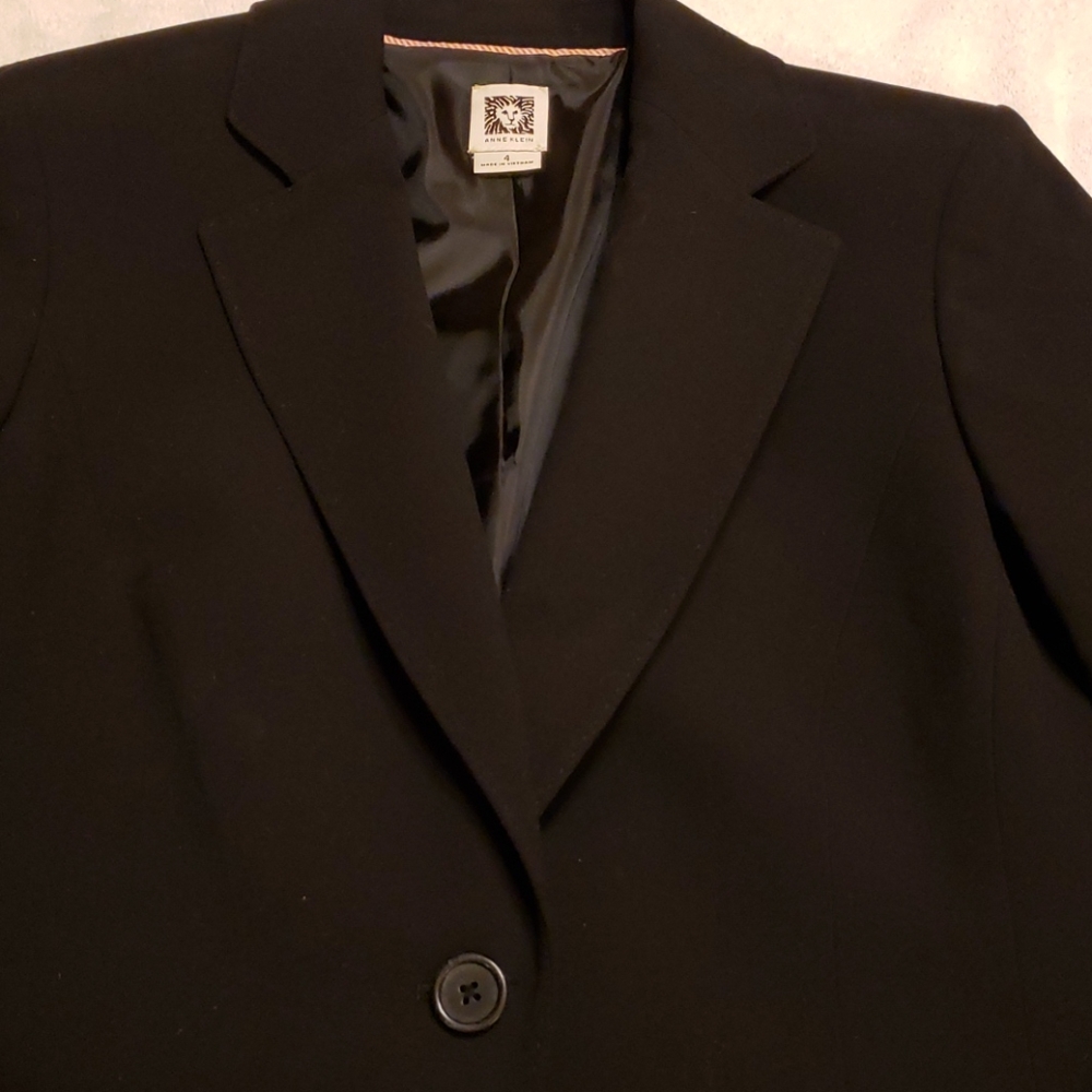Black Suit Jacket - image 3